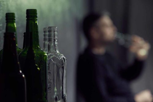 5 Signs of an Alcohol Addiction